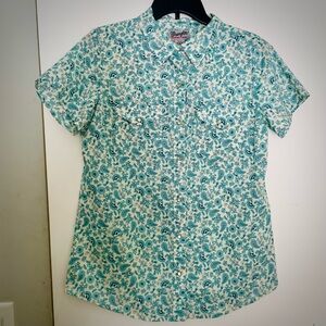Vintage Wrangler Women’s Blue Paisley Short Sleeve Blouse